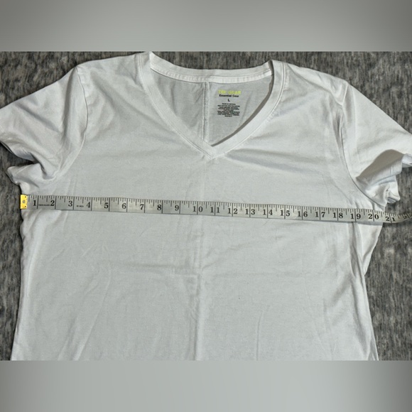 2 Tek Gear Women's Essential Gear Short Sleeve Top Tee Bundle Size Large - Picture 8 of 11